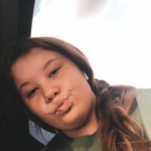 Meet your Posher, Natalee